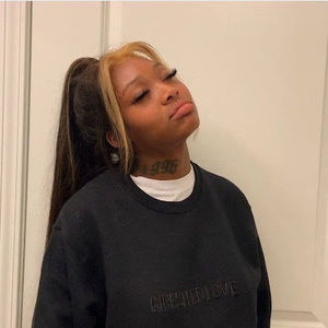 Meet your Posher, Sophia